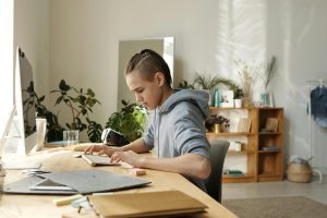 Teen Therapist in Valencia Santa Clarita California